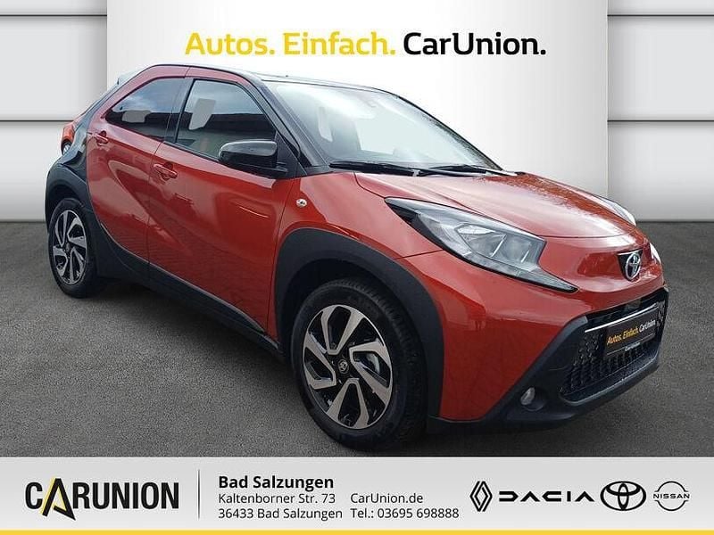 Neu Toyota Aygo 72 PS (52 kW) 2026 Rot