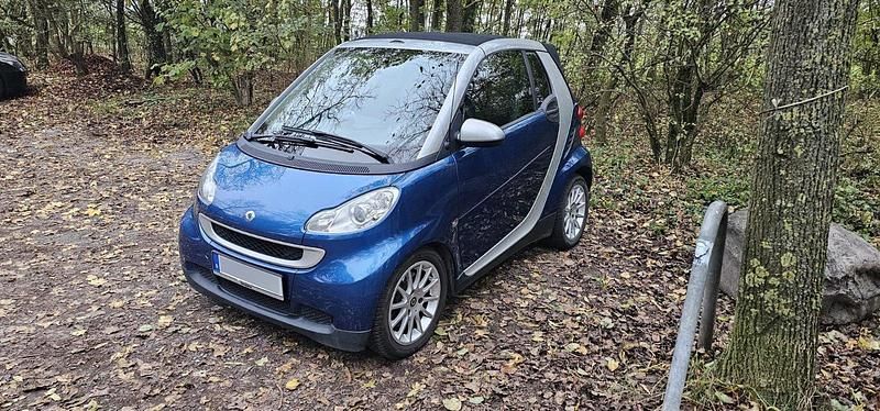 Blau Gebraucht 2008 Smart ForTwo Cabrio Passion Cabrio | 3.950 € (Fairer Preis) - Bild 1/4
