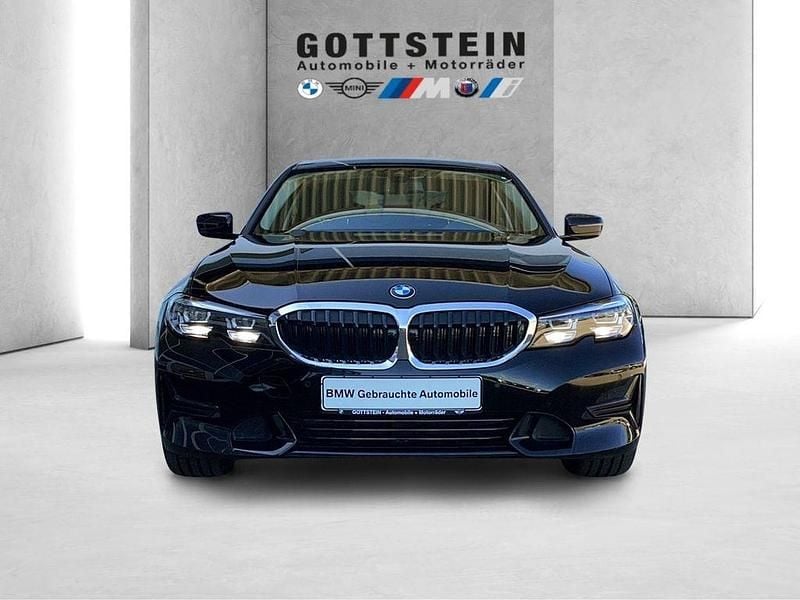 Schwarz ii Gebraucht 2021 BMW 320 Sport Line Limousine | 36.280 € (Teuer) - Bild 1/4