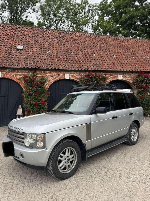 Silber Gebraucht 2005 Land Rover Range Rover Vogue SUV | 8.900 € (Superpreis) - Bild 1/4