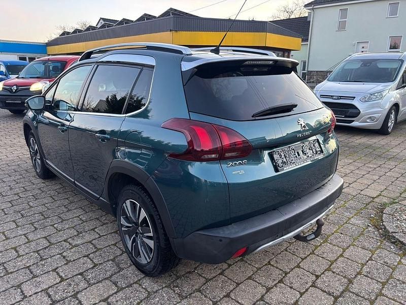 Gebraucht Peugeot 2008 Allure 110 PS (80 kW) 2016 Grün SUV