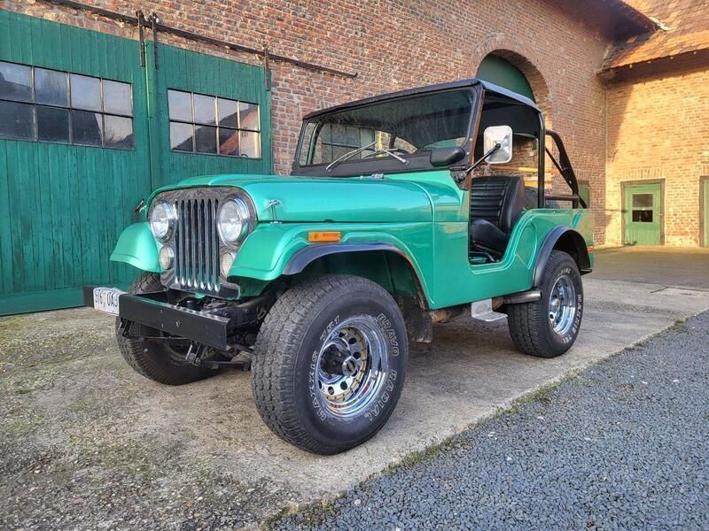 Grün Gebraucht 1971 Jeep CJ SUV | 13.800 € - Bild 1/4