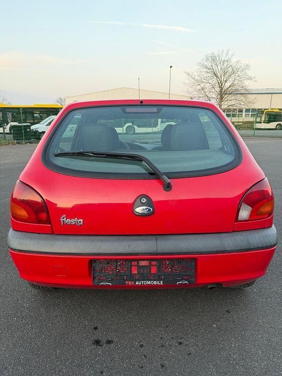 Gebraucht Ford Fiesta 2001 Rot Kleinwagen