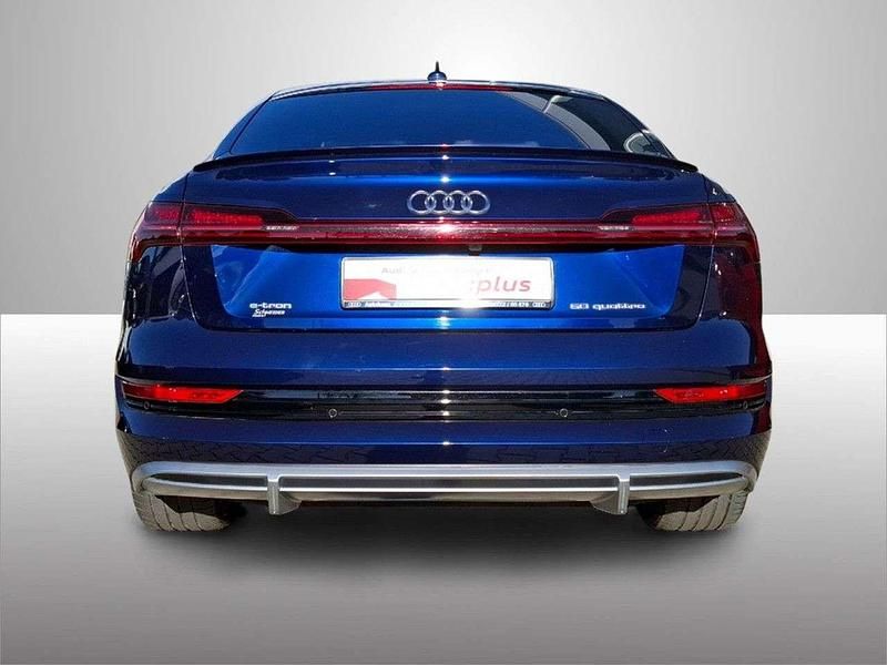 Gebraucht Audi e-tron Sportback S-Line 230 kW (313 PS) 2022 Navarrablau (metallic) SUV