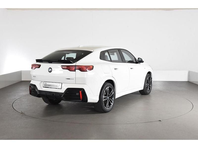 Gebraucht BMW X2 Shadowline 156 PS (114 kW) 2025 Weiss SUV