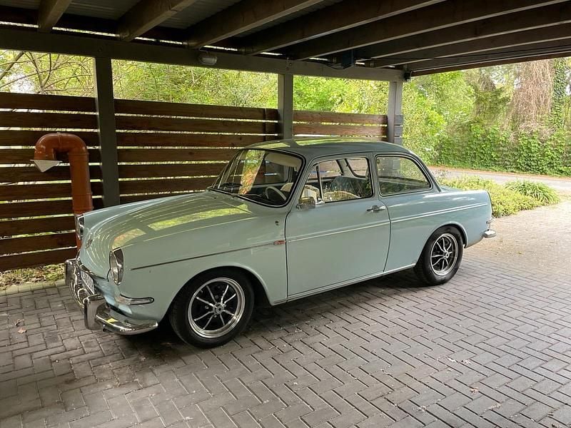 Blau Gebraucht 1968 VW Type 3 Limousine | 19.999 € - Bild 1/4