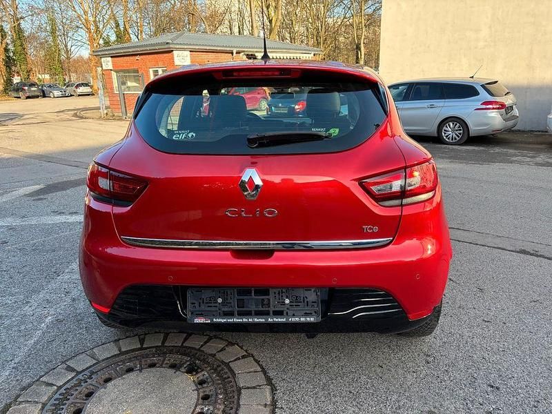 Gebraucht Renault Clio IV Initiale Paris 90 PS (66 kW) 2014 Rot Limousine