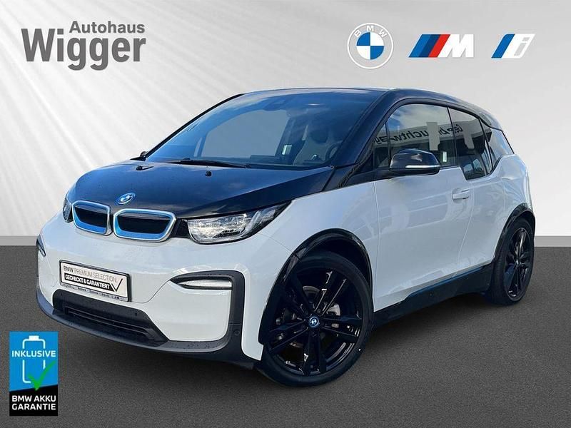 Weiss Gebraucht 2022 BMW i3 Sport Line Limousine | 22.900 € (Fairer Preis) - Bild 1/4