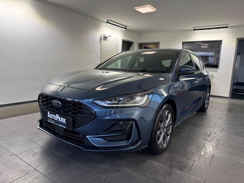 Usata Ford Focus ST-Line 155 CV (114 kW) 2022 Blu Berlina