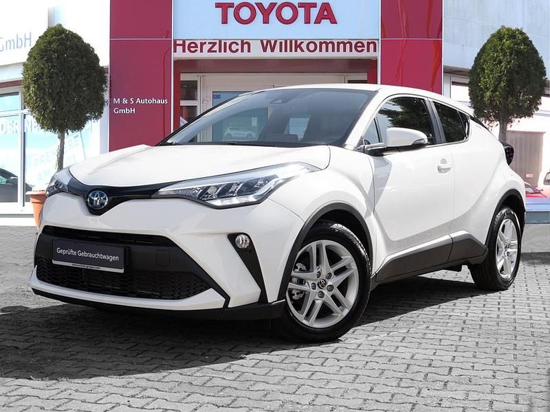 Weiß Neu 2024 Toyota C-HR SUV | 28.990 € (Superpreis) - Bild 1/4