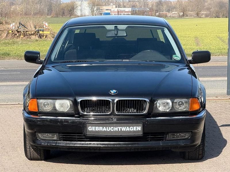 Gebraucht BMW 730 218 PS (160 kW) 1995 Schwarz Limousine