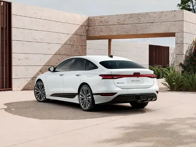 Ny Audi e-tron Sportback Business 269 kW (367 HK) 2026 Hvid SUV