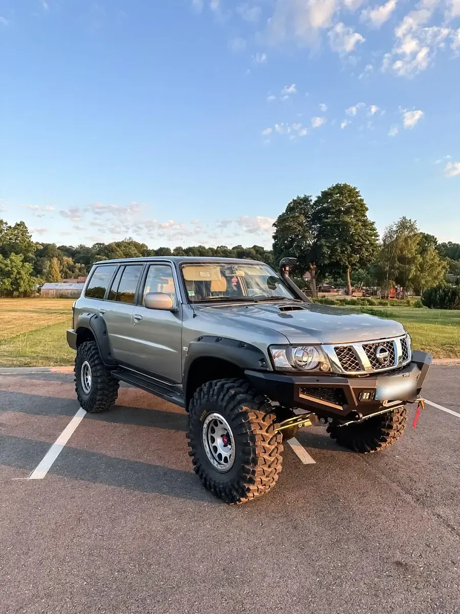 Gebraucht Nissan Patrol 407 PS (299 kW) 2004 Grau SUV