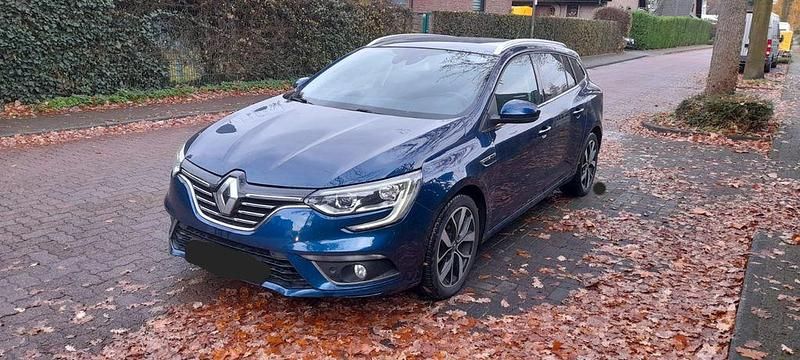 Blau Gebraucht 2020 Renault Mégane IV Bose Edition Limousine | 11.500 € (Guter Preis) - Bild 1/4