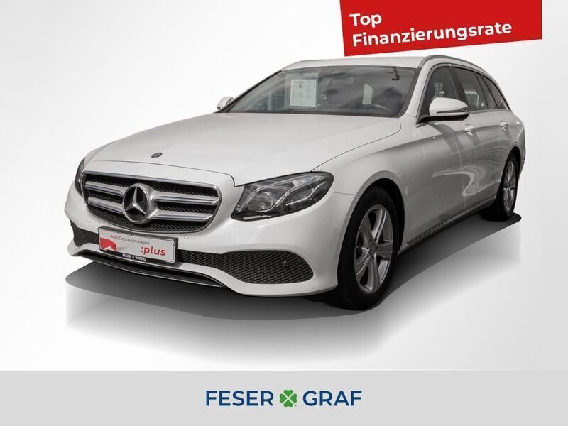 Weiß Gebraucht 2017 Mercedes E220 Avantgarde Kombi | 22.790 € (Guter Preis) - Bild 1/4