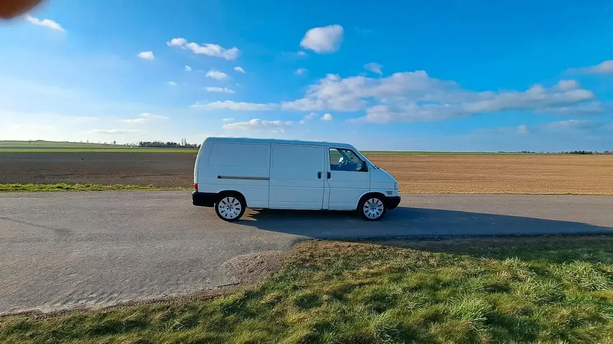 Second-hand VW Transporter 88 CP (64 kW) 2002 Alb Van