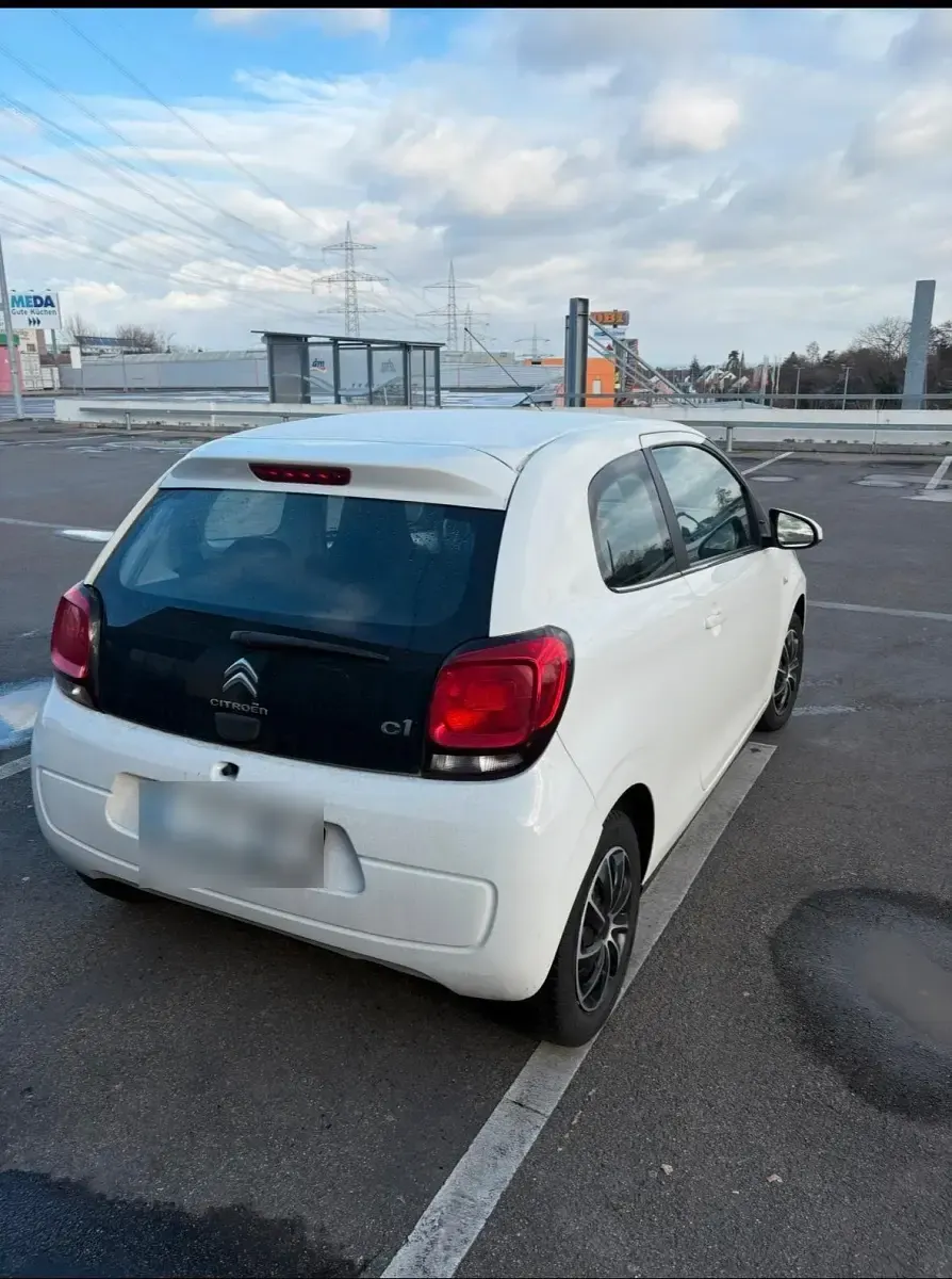 Gebraucht Citroën C1 PureTech 82 PS (60 kW) 2017 Weiß Kleinwagen