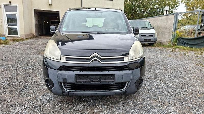Schwarz Gebraucht 2012 Citroën Berlingo Tendance Van / Kleinbus | 2.700 € (Superpreis) - Bild 1/4