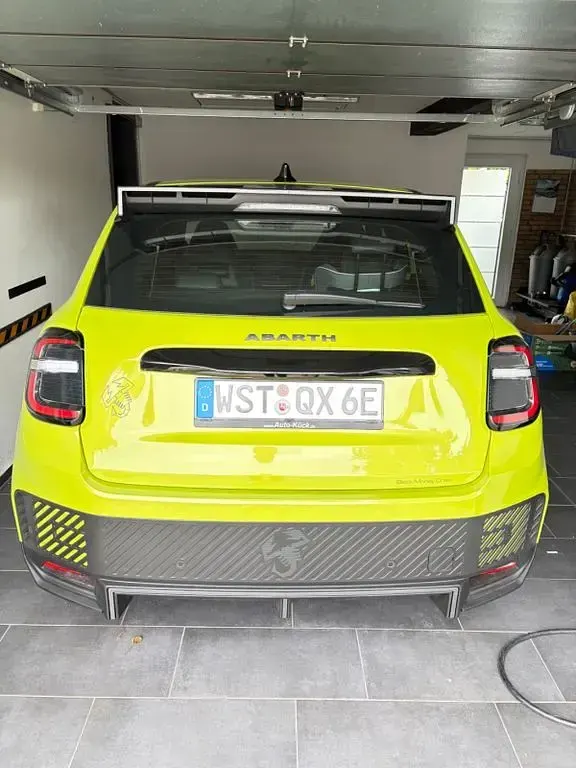 Gebraucht Abarth 600e Turismo 175 kW (238 PS) 2025 SUV