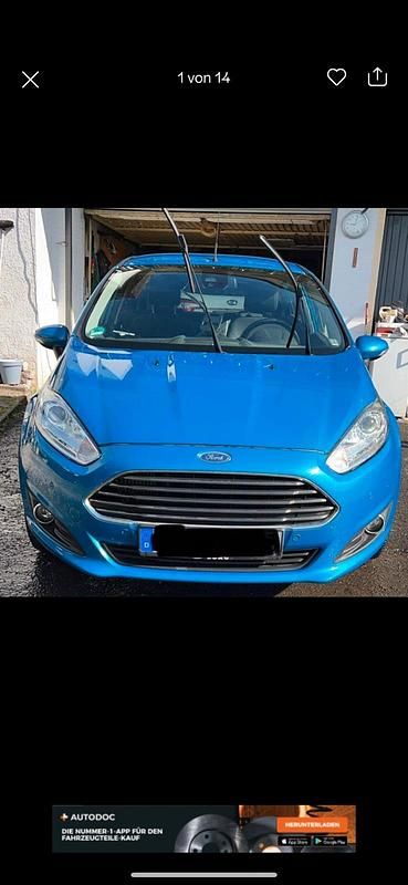 Blau Gebraucht 2014 Ford Fiesta Kleinwagen | 5.300 € - Bild 1/4