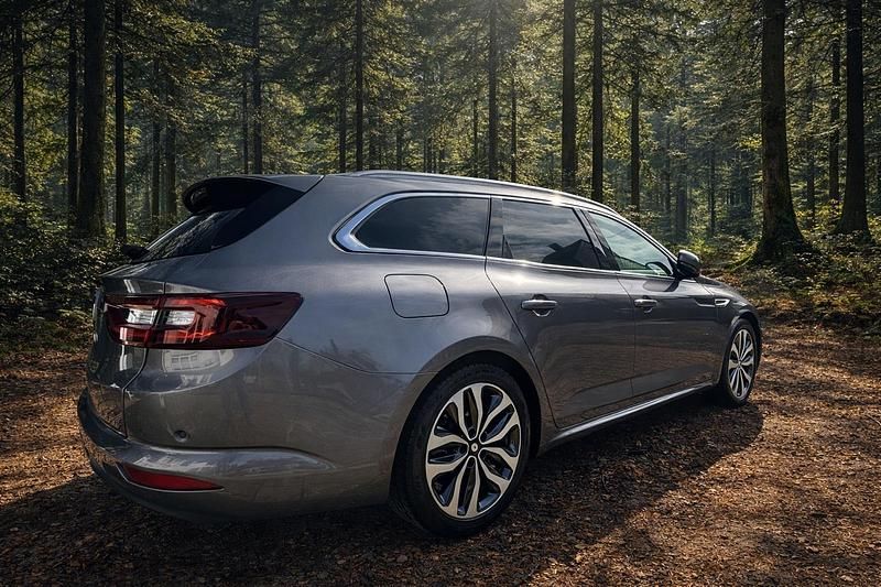 Gebraucht Renault Talisman Initiale Paris 200 PS (147 kW) 2016 Grau Kombi