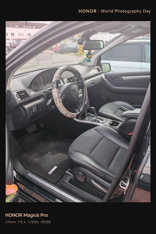 Gebraucht Mercedes A180 109 PS (80 kW) 2012 Schwarz Kleinwagen