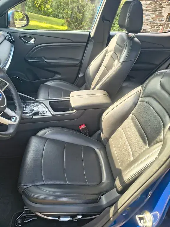 Gebraucht DFSK Seres 3 119 kW (163 PS) 2022 Blau SUV