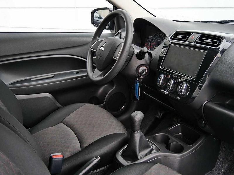 Gebraucht Mitsubishi Space Star Select 71 PS (52 kW) 2024 Pianoschwarz Kleinwagen