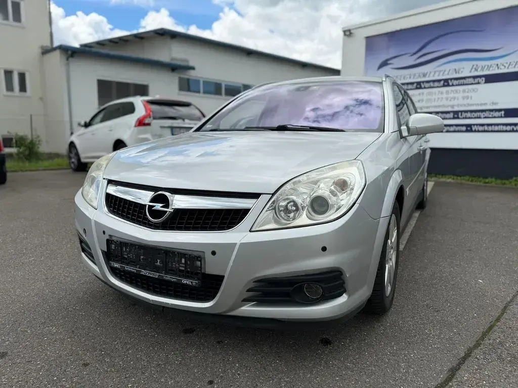 Gebraucht Opel Vectra Edition 155 PS (114 kW) 2007 Silber Limousine