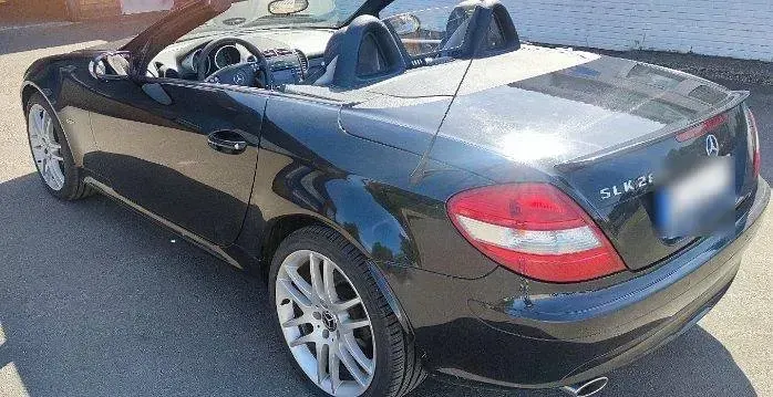 Gebraucht Mercedes SLK280 231 PS (169 kW) 2008 Schwarz Cabrio