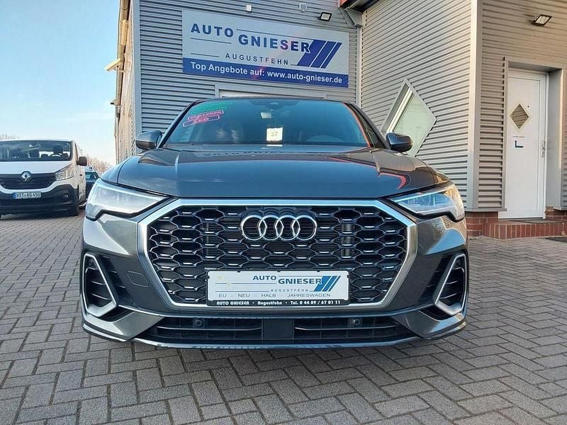 Gebraucht Audi Q3 Sportback S-Line 150 PS (110 kW) 2025 Grau metallic SUV