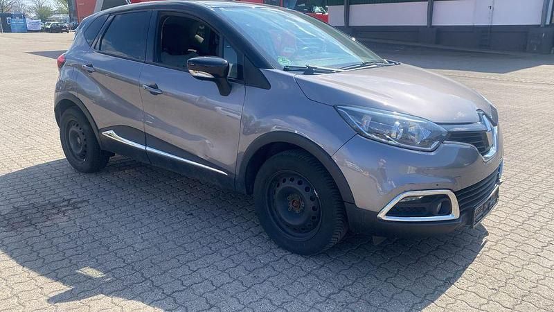 Gebraucht Renault Captur Luxe 120 PS (88 kW) 2015 Grau SUV