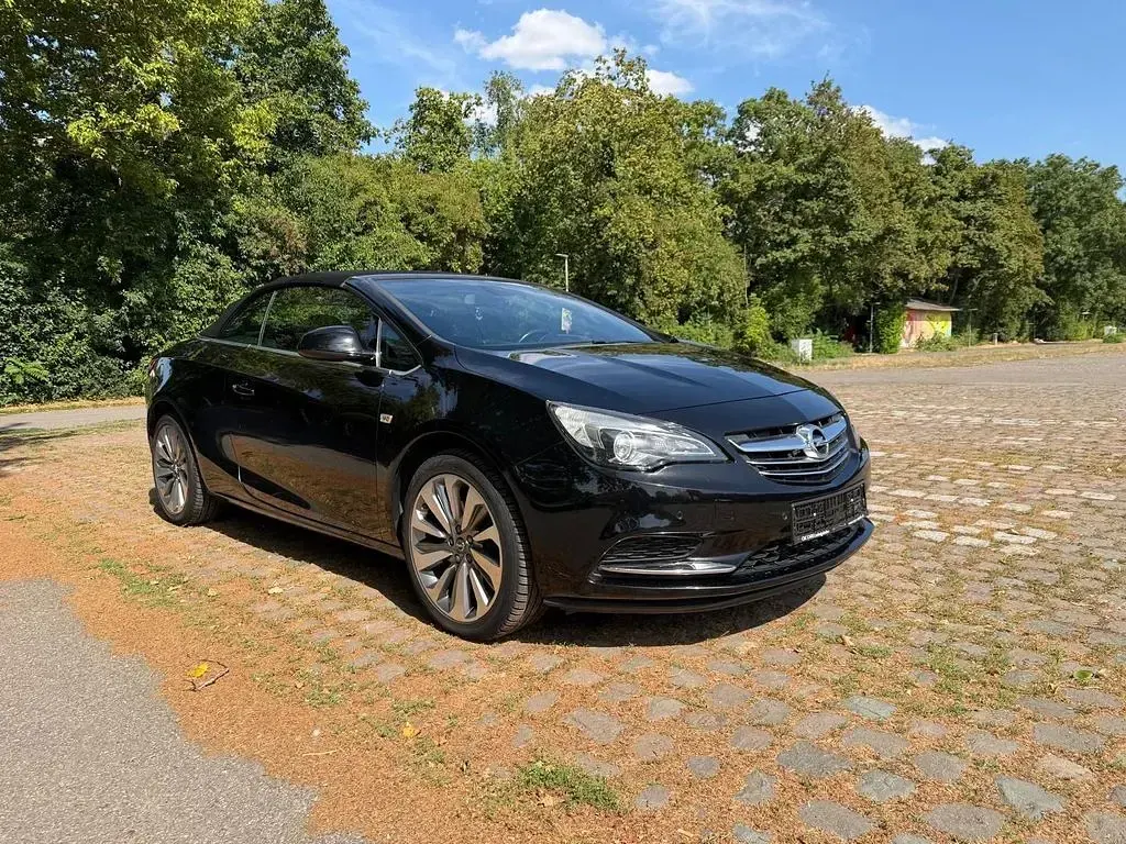 Gebraucht Opel Cascada Edition 200 PS (147 kW) 2018 Schwarz Cabrio