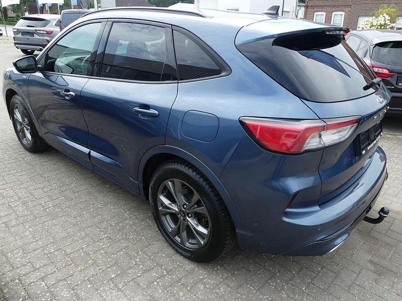 Gebraucht Ford Kuga ST-Line X 150 PS (110 kW) 2021 Chromablau metallic (metallic) SUV