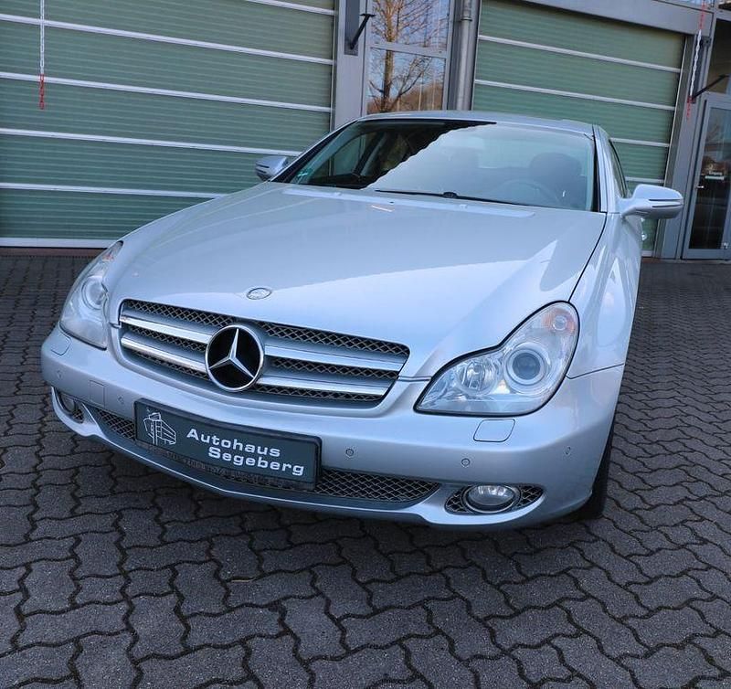Gebraucht Mercedes CLS320 224 PS (164 kW) 2008 Silber Limousine