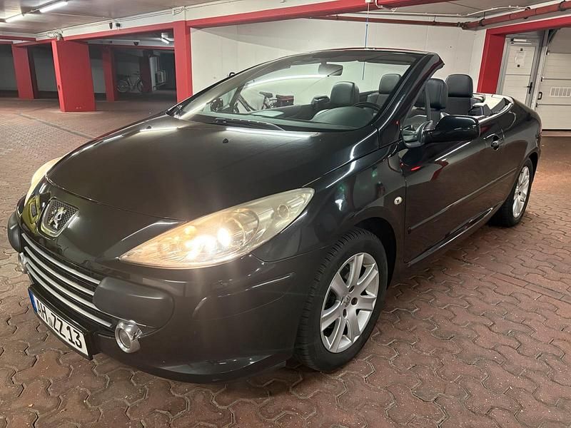 Schwarz Gebraucht 2006 Peugeot 307 CC Cabrio | 2.999 € (Teuer) - Bild 1/4