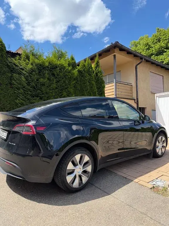 Gebraucht Tesla Model Y 378 kW (514 PS) 2023 Schwarz SUV