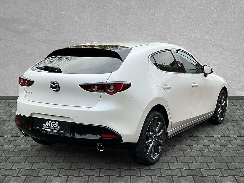 Neu Mazda 3 Center-Line 140 PS (102 kW) 2025 Snowflake white Limousine