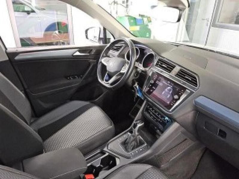 Gebraucht VW Tiguan Active 150 PS (110 kW) 2022 Weiß SUV