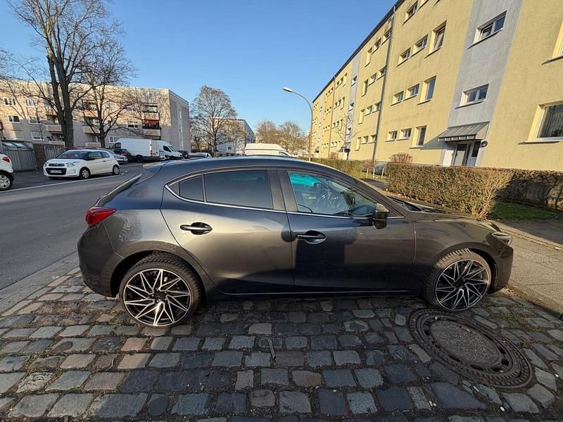 Gebraucht Mazda 3 150 PS (110 kW) 2017 Grau Limousine