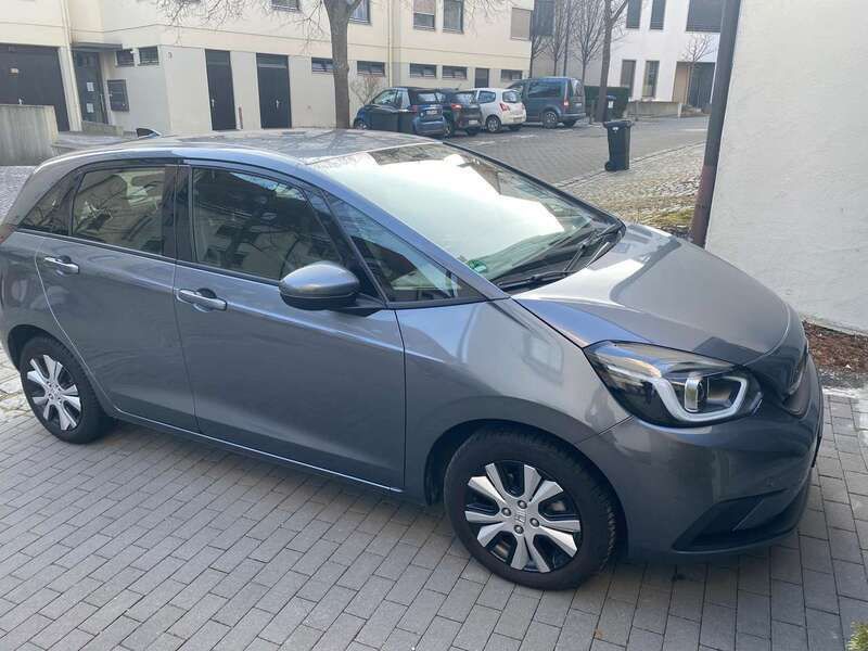 Grau Gebraucht 2021 Honda Jazz Elegance Kleinwagen | 18.000 € (Guter Preis) - Bild 1/4