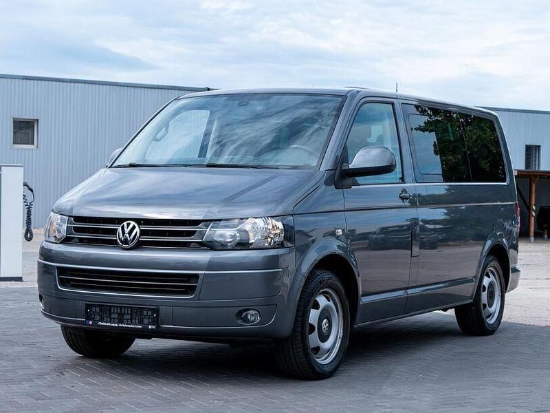 Second-hand VW T5 140 CP (102 kW) 2013 Gri Van