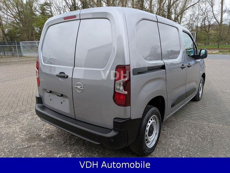 Gebraucht Opel Combo Edition 102 PS (75 kW) 2023 Grau Van / Kleinbus