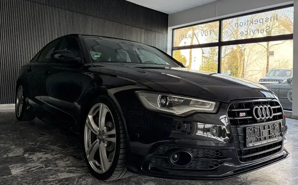 Używany Audi S6 Ambiente 420 KM (308 kW) 2013 Czarny Sedan/Limuzyna