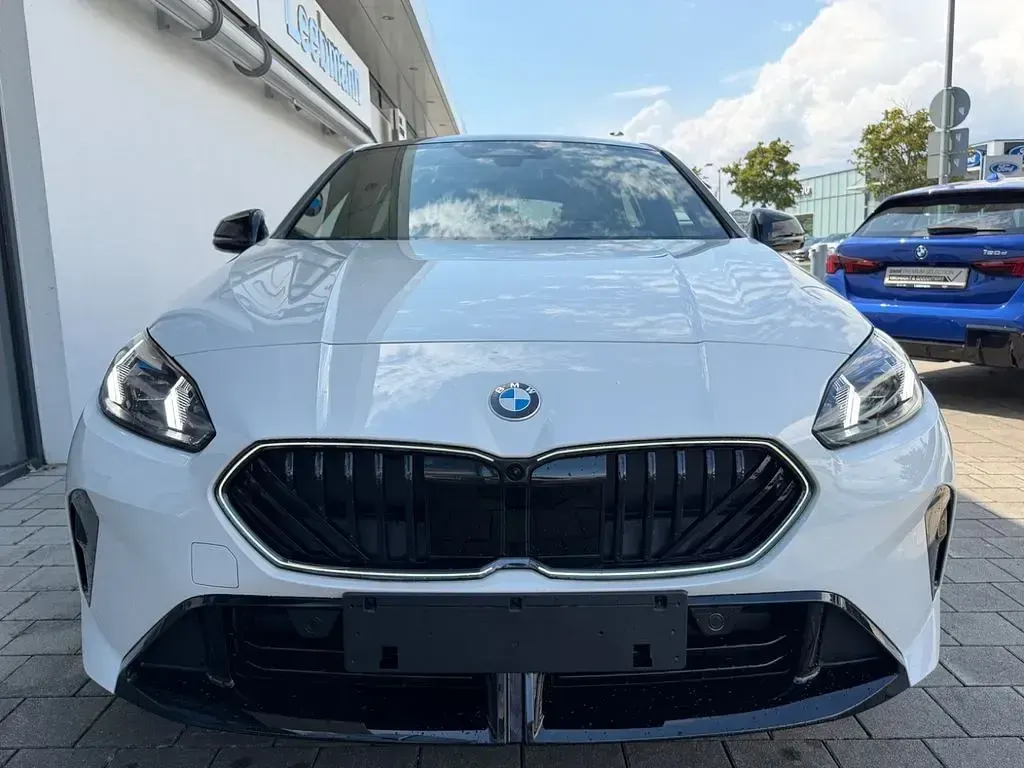 Neu BMW 120 M Sport 163 PS (119 kW) 2026 Weiß Kleinwagen