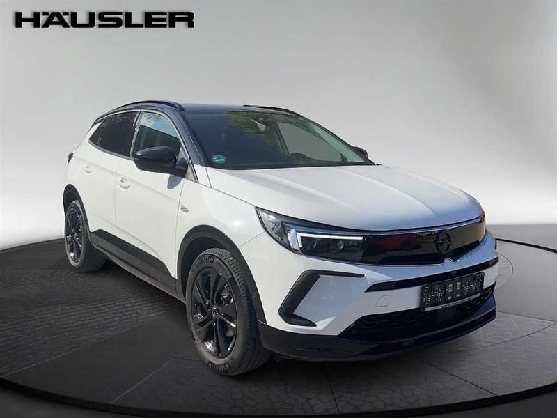 Jade weiß Gebraucht 2022 Opel Grandland X Ultimate SUV | 24.190 € (Etwas zu teuer) - Bild 1/4