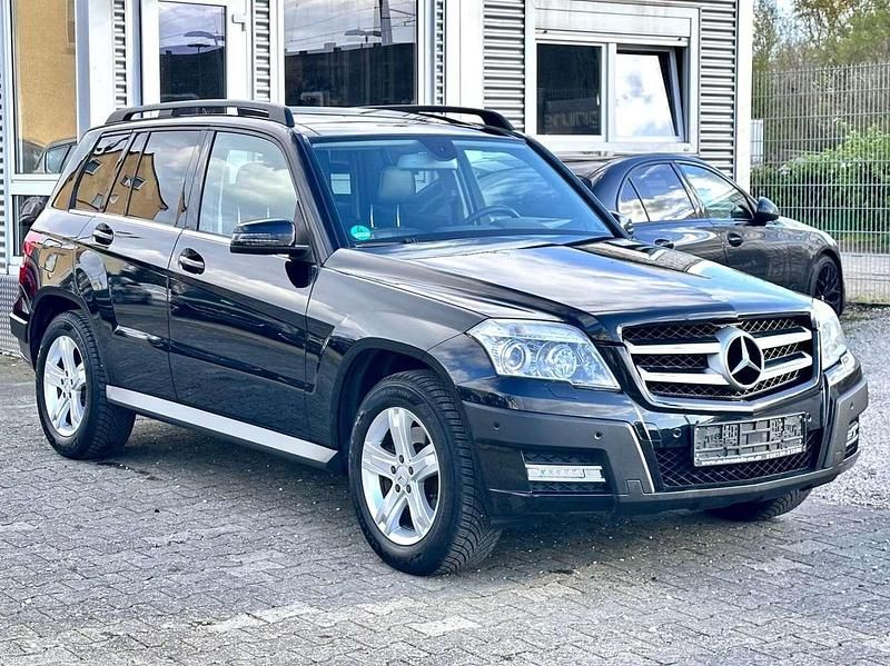 Gebraucht Mercedes GLK350 272 PS (200 kW) 2010 Schwarz SUV