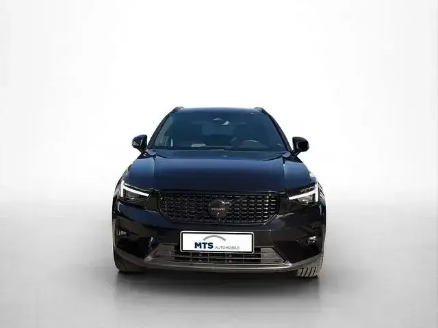 Gebraucht Volvo XC40 Plus 163 PS (119 kW) 2024 Schwarz SUV