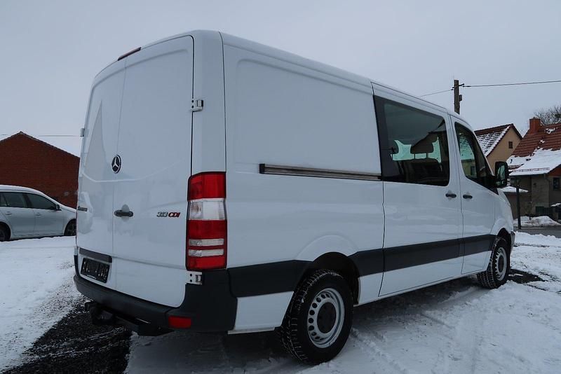 Gebraucht Mercedes Sprinter 130 PS (95 kW) 2013 Weiß Van