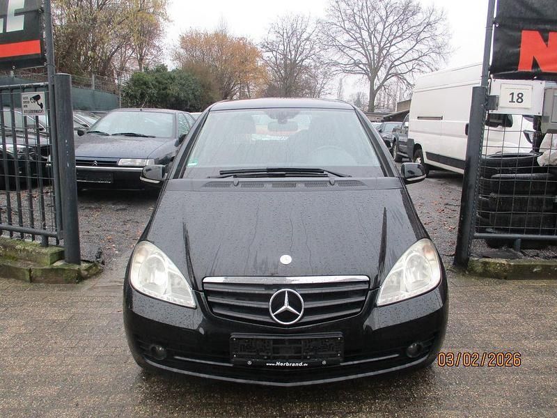 Gebraucht Mercedes A160 95 PS (69 kW) 2009 Schwarz Limousine